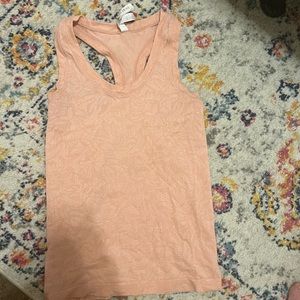 Women’s athleta momentum tank